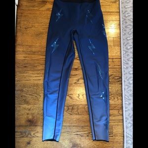 ULTRACOR NAVY OMBRÉ SHINY BOLT LEGGINGS SZ M